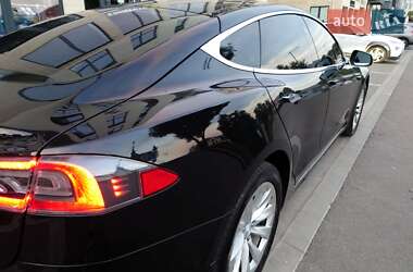 Лифтбек Tesla Model S 2019 в 