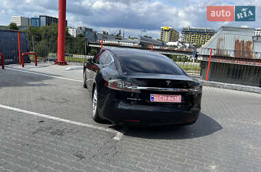 Лифтбек Tesla Model S 2017 в 