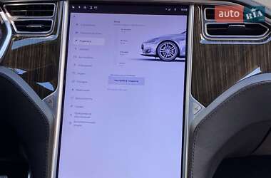 Лифтбек Tesla Model S 2013 в 