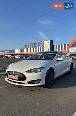 Лифтбек Tesla Model S 2012 в Луцке
