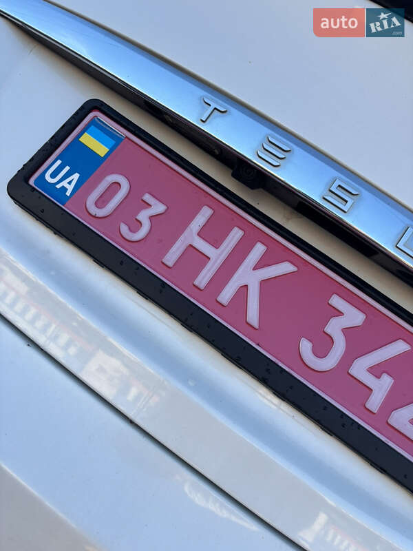 Лифтбек Tesla Model S 2012 в Луцке фото 46 Лифтбек Tesla Model S 2012 в Луцке