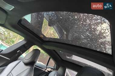 Лифтбек Tesla Model S 2016 в 