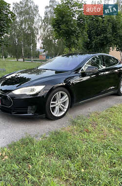 Tesla Model S 2015 Tesla Model S 2015