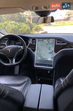 Ліфтбек Tesla Model S 2015 в 