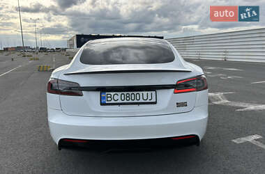 Ліфтбек Tesla Model S 2021 в 