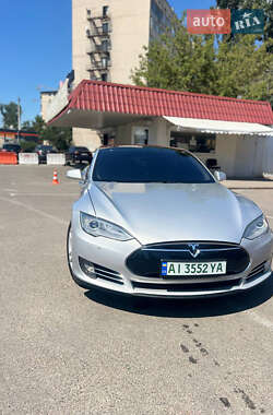 Ліфтбек Tesla Model S 2013 в 