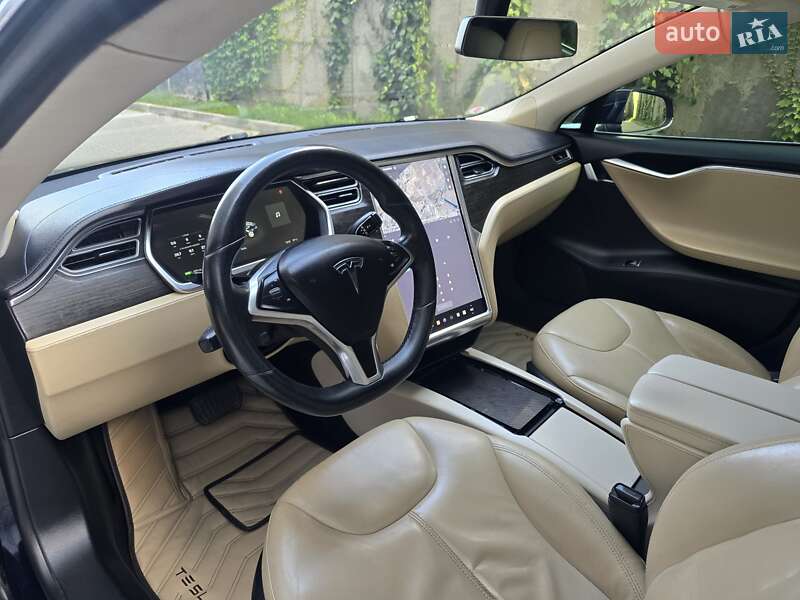 Ліфтбек Tesla Model S 2014 в Хмельницькому