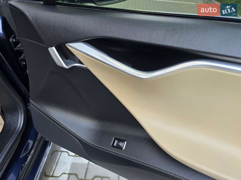 Ліфтбек Tesla Model S 2014 в Хмельницькому