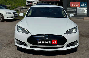 Лифтбек Tesla Model S 2013 в 