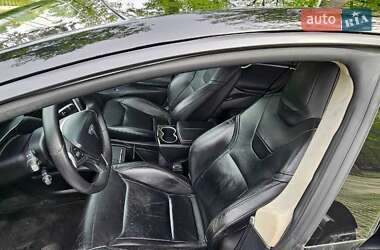 Ліфтбек Tesla Model S 2016 в 