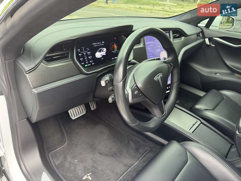 Ліфтбек Tesla Model S 2020 в Дніпрі