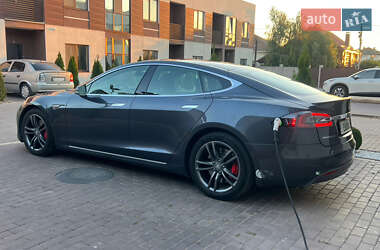 Лифтбек Tesla Model S 2014 в 