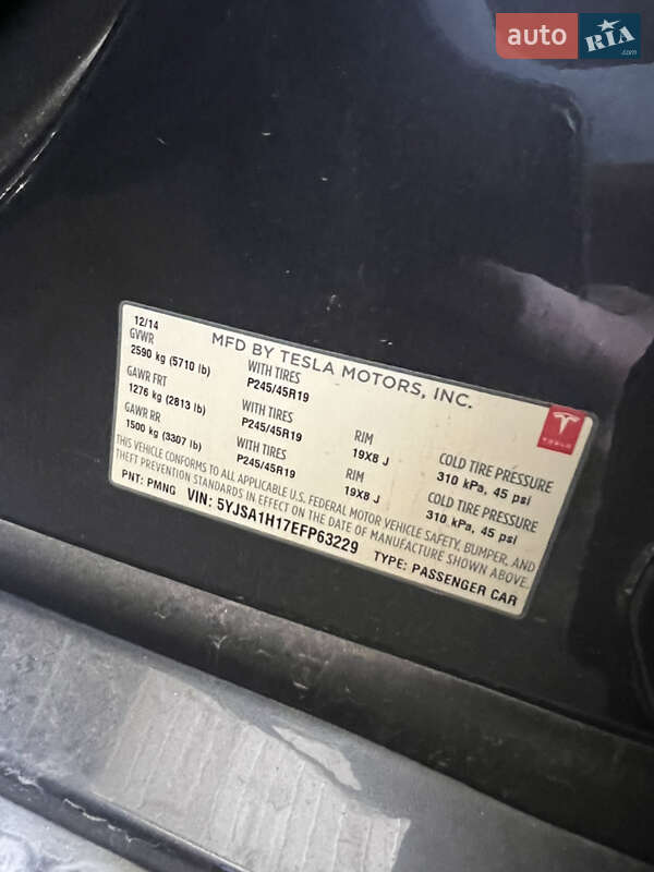 Ліфтбек Tesla Model S 2014 в Одесі