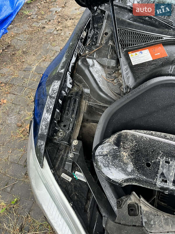 Ліфтбек Tesla Model S 2016 в Львові фото 10 Ліфтбек Tesla Model S 2016 в Львові