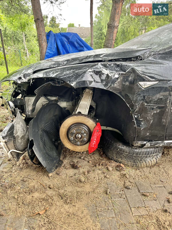 Ліфтбек Tesla Model S 2016 в Львові фото 15 Ліфтбек Tesla Model S 2016 в Львові