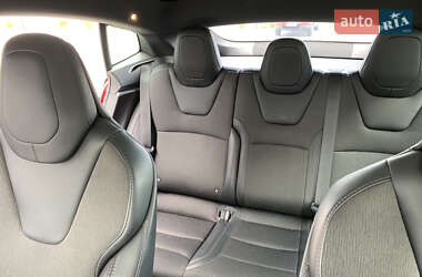 Лифтбек Tesla Model S 2018 в 
