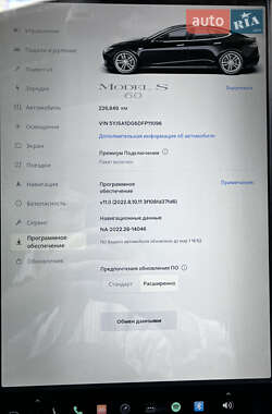 Лифтбек Tesla Model S 2013 в 