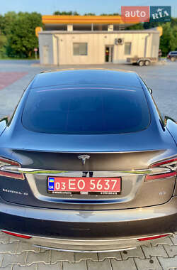 Ліфтбек Tesla Model S 2015 в 