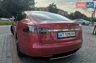 Ліфтбек Tesla Model S 2015 в 