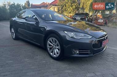Ліфтбек Tesla Model S 2015 в 