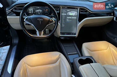 Ліфтбек Tesla Model S 2015 в Києві