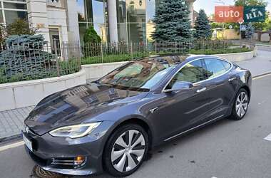 Лифтбек Tesla Model S 2020 в 