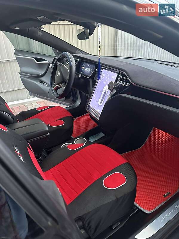 Лифтбек Tesla Model S 2014 в Хмельницком фото 6 Лифтбек Tesla Model S 2014 в Хмельницком