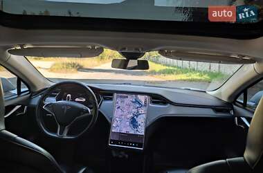 Ліфтбек Tesla Model S 2014 в 