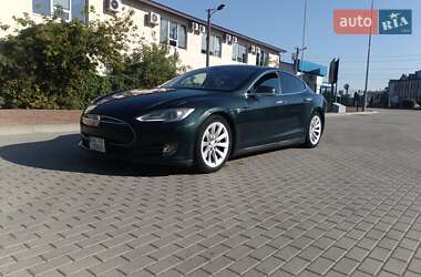 Tesla Model S 2012