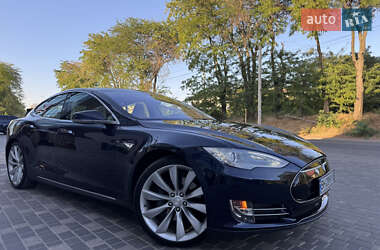 Ліфтбек Tesla Model S 2014 в Одесі