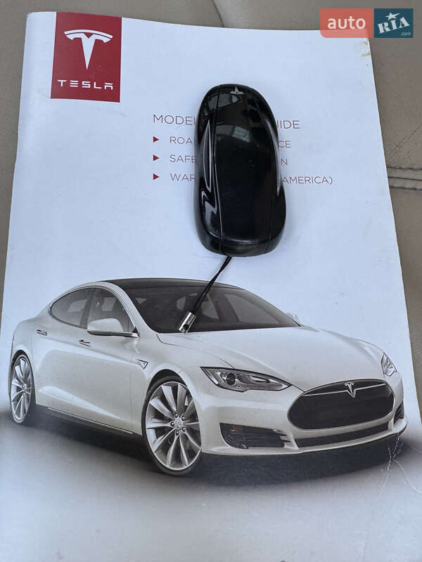 Ліфтбек Tesla Model S 2014 в Одесі