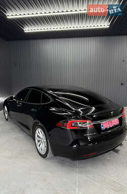 Ліфтбек Tesla Model S 2016 в 