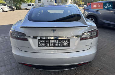 Ліфтбек Tesla Model S 2015 в 