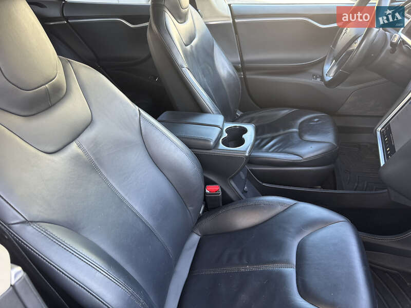 Лифтбек Tesla Model S 2015 в Одессе