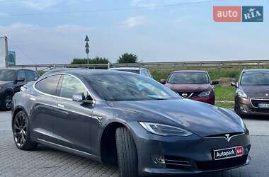 Ліфтбек Tesla Model S 2019 в 