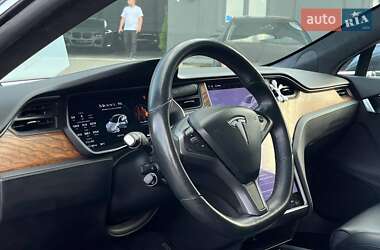 Ліфтбек Tesla Model S 2019 в 