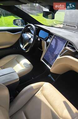 Ліфтбек Tesla Model S 2015 в 