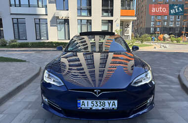 Tesla Model S 2016