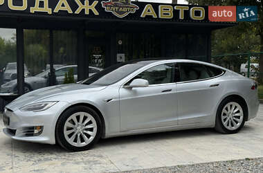 Ліфтбек Tesla Model S 2017 в 
