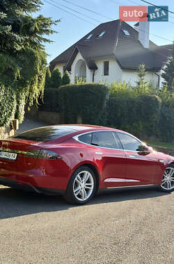 Ліфтбек Tesla Model S 2015 в 
