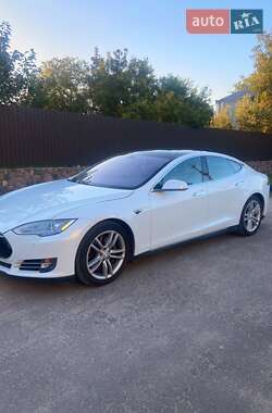Ліфтбек Tesla Model S 2013 в 