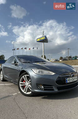 Ліфтбек Tesla Model S 2014 в Вінниці
