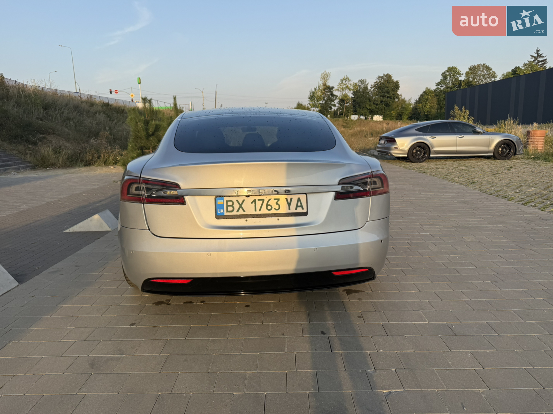 2017 Tesla Model S - мініатюра 9