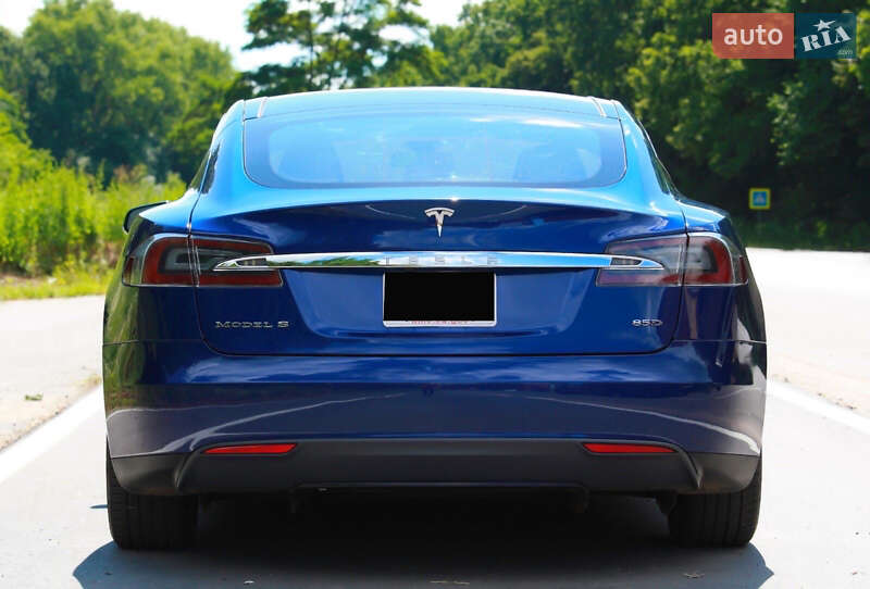 Ліфтбек Tesla Model S 2015 в Хмельницькому фото 6 Ліфтбек Tesla Model S 2015 в Хмельницькому