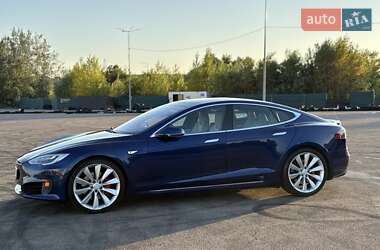 Ліфтбек Tesla Model S 2016 в 