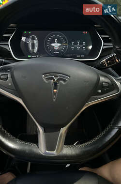 Ліфтбек Tesla Model S 2015 в 