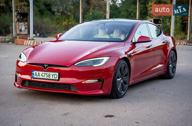 Лифтбек Tesla Model S 2022 в 