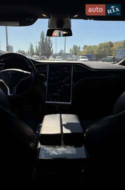 Ліфтбек Tesla Model S 2017 в 