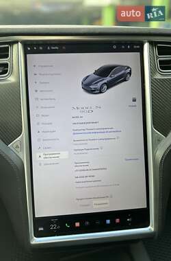 Лифтбек Tesla Model S 2016 в 