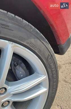 Ліфтбек Tesla Model S 2014 в Тростянці